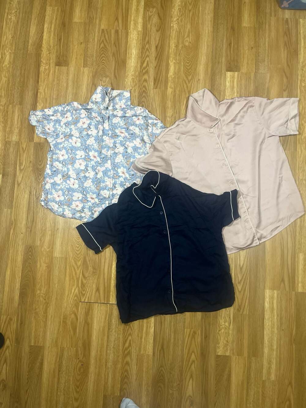 Set of 3 Women's Notch Collar Short Sleeve Pajama Tops